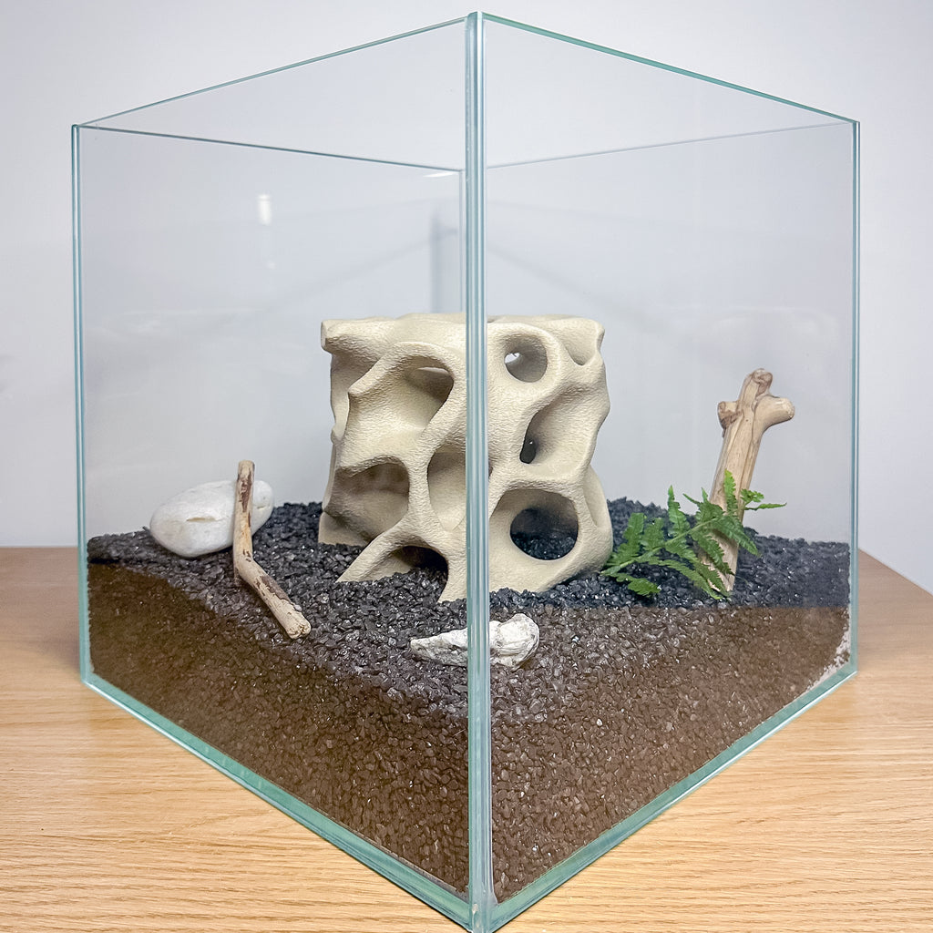 Aquarium Cave for Fish, Shrimp & Plecos – Coral-Style Shelter with 3 Hides for Corydoras, Guppies & Bottom Dwellers