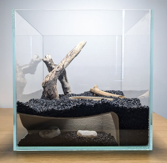 Reptile or Aquarium Corner Cave and Tunnel in 2 sizes - Natural Style - Blubber Cove